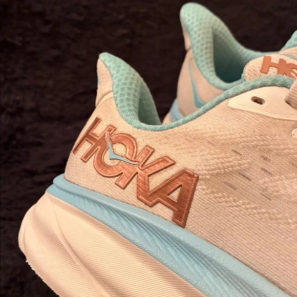 HOKA CLIFTON 9 - WHITE AND LIGHT BLUE - with BOX - Picture 6 of 15